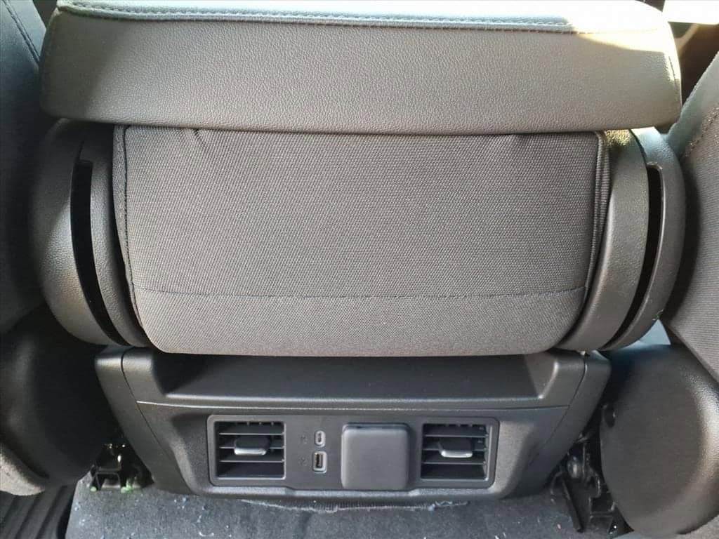 2026 Chevrolet Silverado 3500 HD Chassis Cab - Image 23