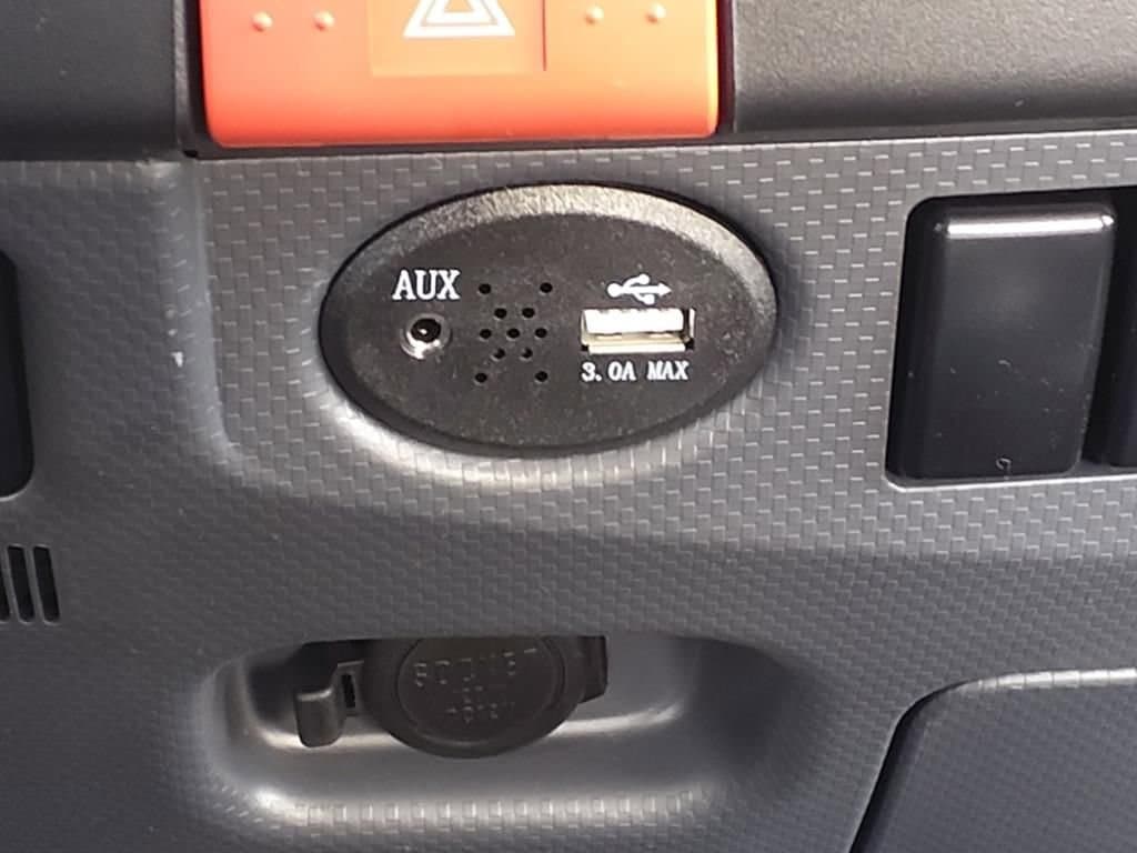 2025 Chevrolet Low Cab Forward 4500 HG - Image 12