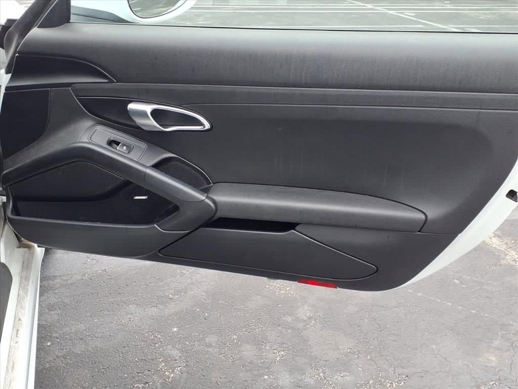 2018 Porsche 718 Cayman - Image 10
