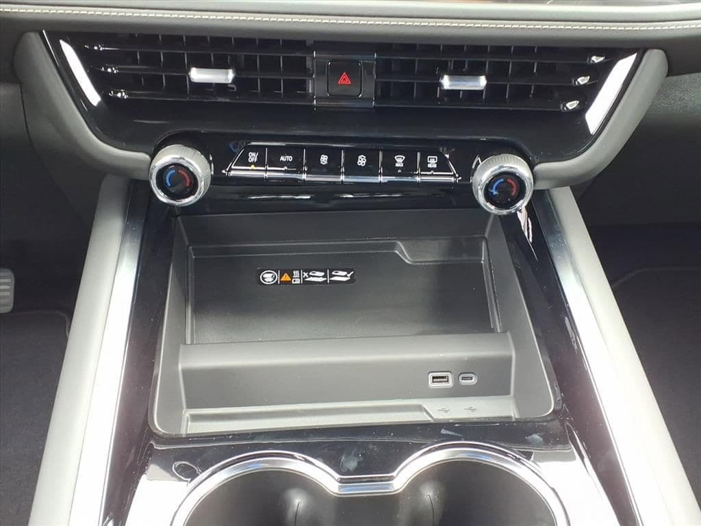 2026 Chevrolet Tahoe - Image 19