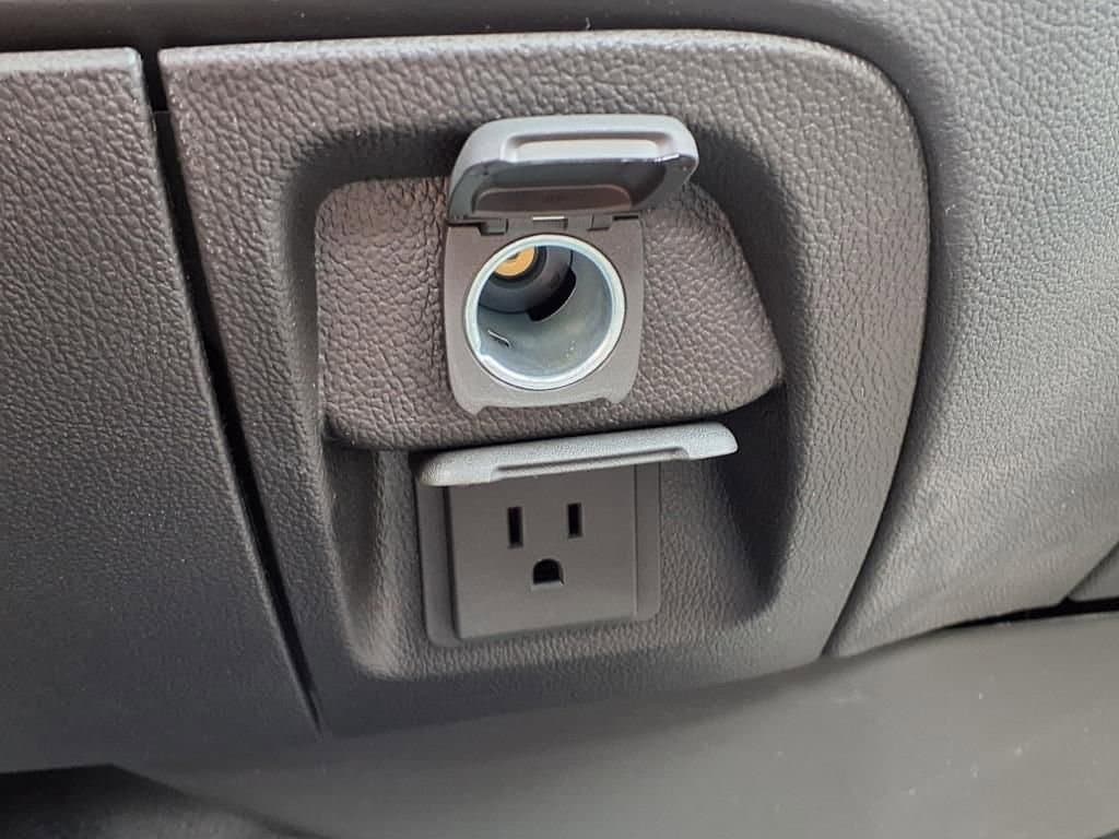 2024 Chevrolet Silverado 5500 HD - Image 16