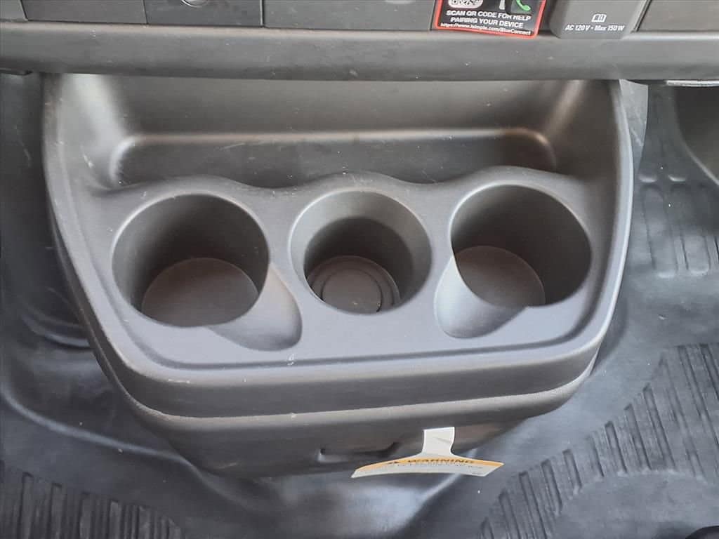 2025 Chevrolet Express Cutaway 3500 - Image 17