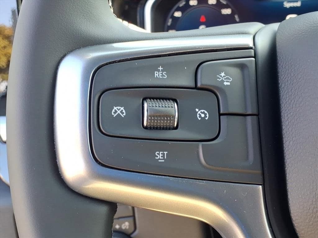 2026 Chevrolet Silverado 3500 HD Chassis Cab - Image 18