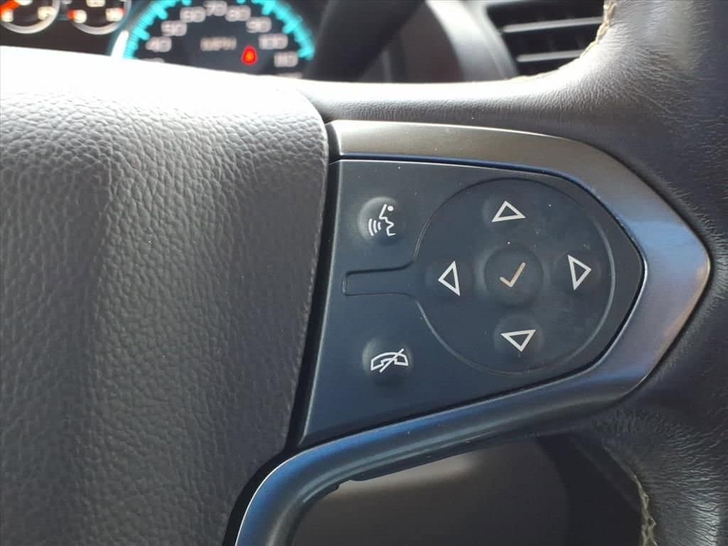 2019 Chevrolet Suburban - Image 31