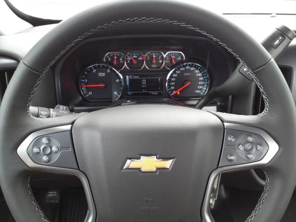 2024 Chevrolet Silverado 5500 HD - Image 19