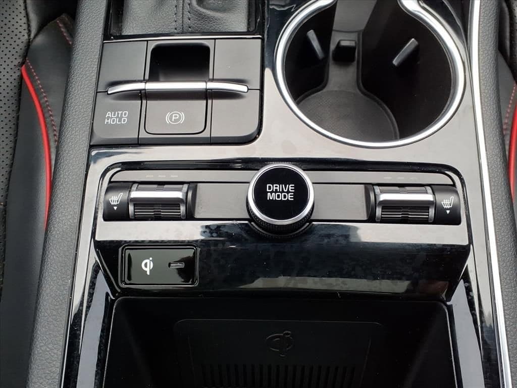 2023 Kia K5 - Image 21