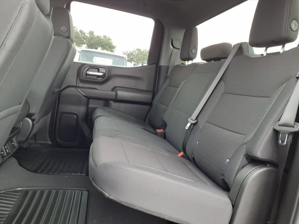 2026 Chevrolet Silverado 1500 - Image 10