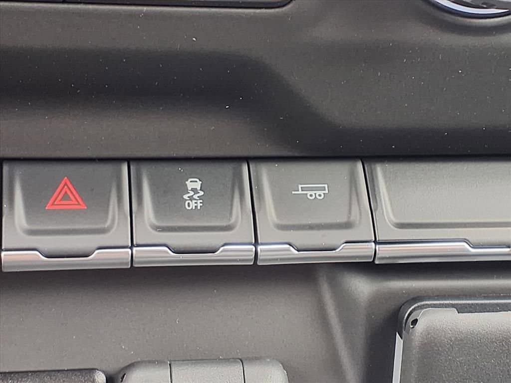 2026 Chevrolet Silverado 1500 - Image 10