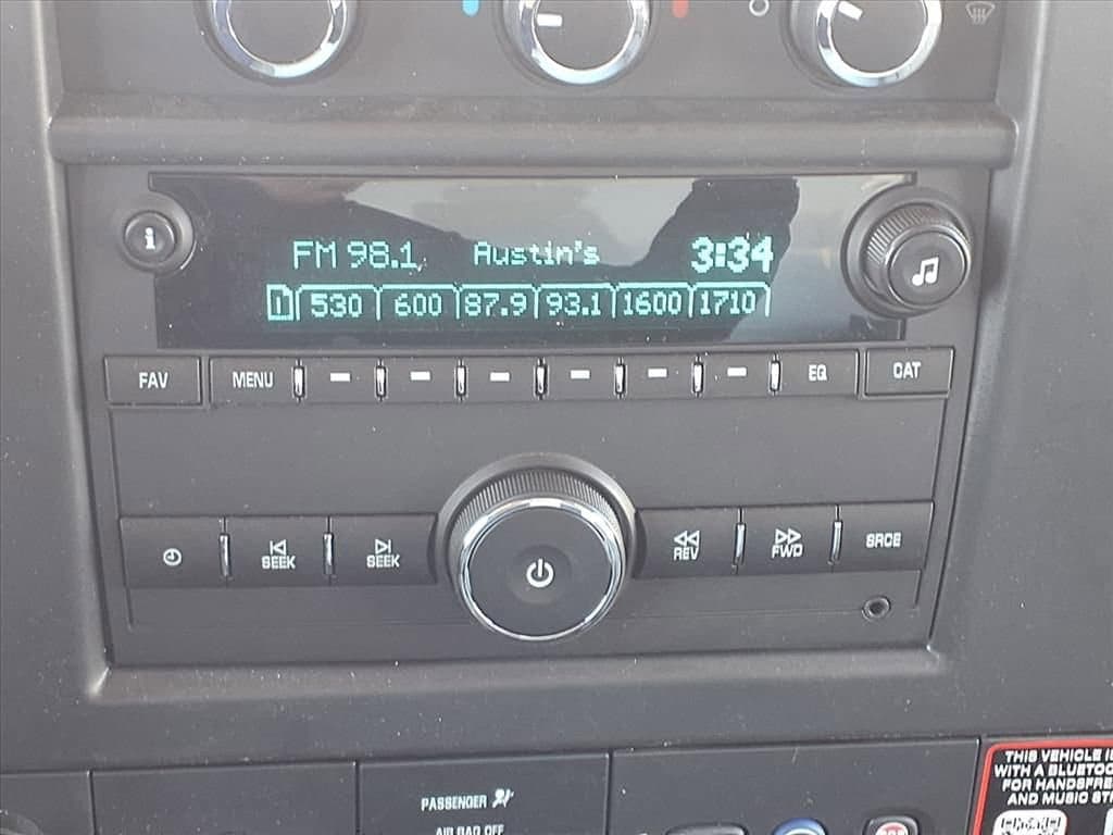 2025 Chevrolet Express Cutaway 3500 - Image 14