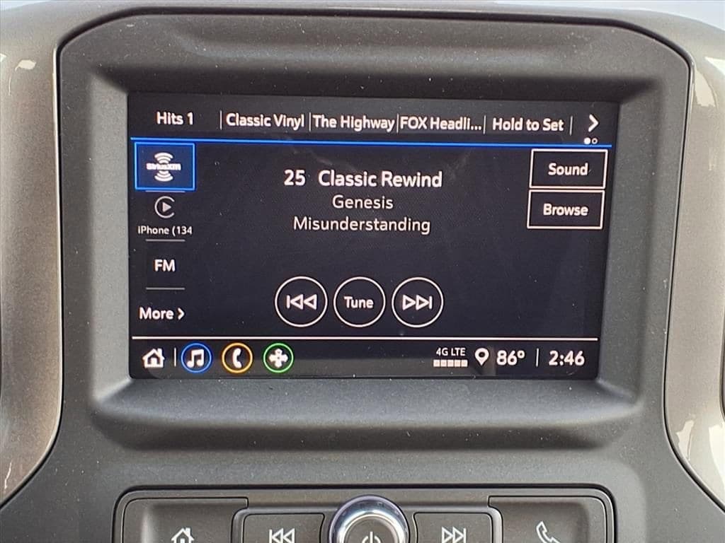 2026 Chevrolet Silverado 1500 - Image 11