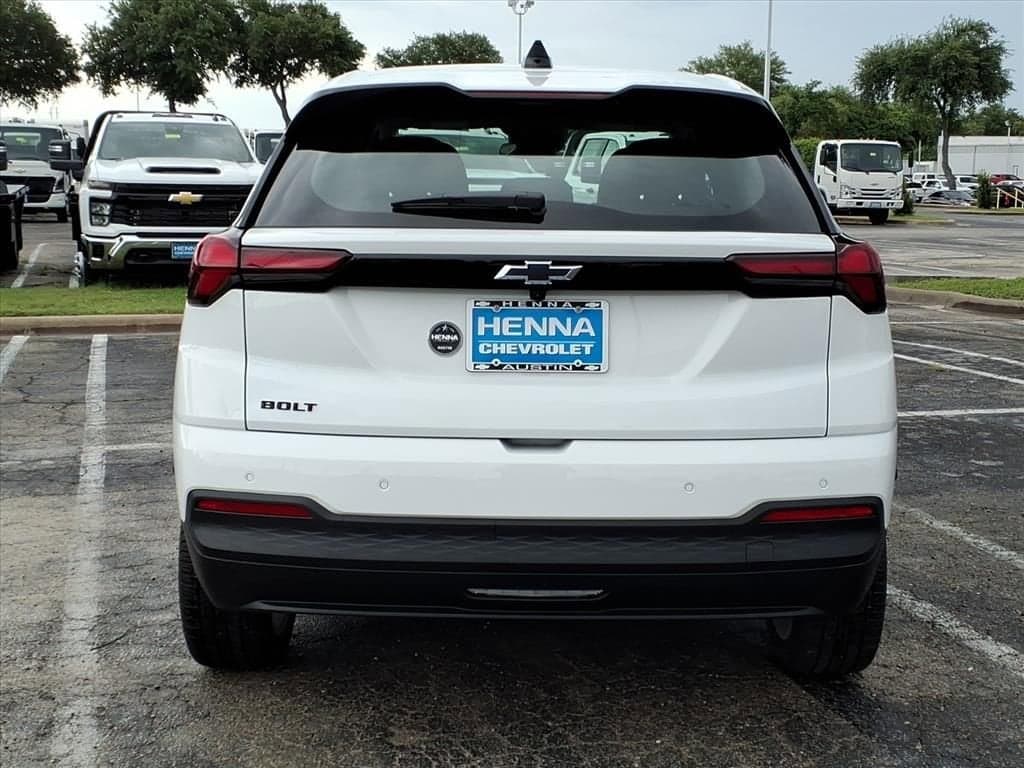 2027 Chevrolet Bolt - Image 4