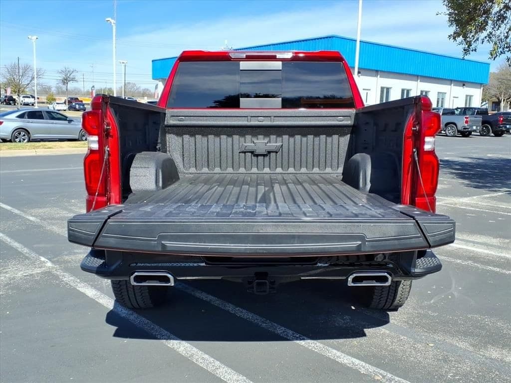 2026 Chevrolet Silverado 1500 - Image 12
