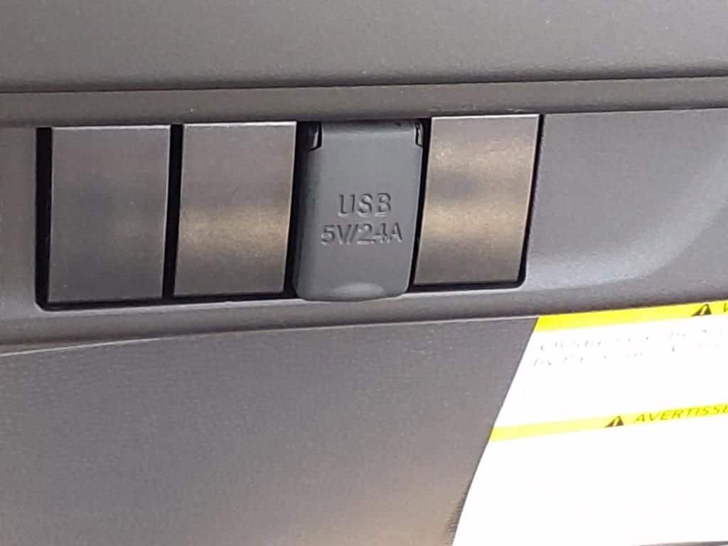 2025 Chevrolet Low Cab Forward 5500 XD - Image 16