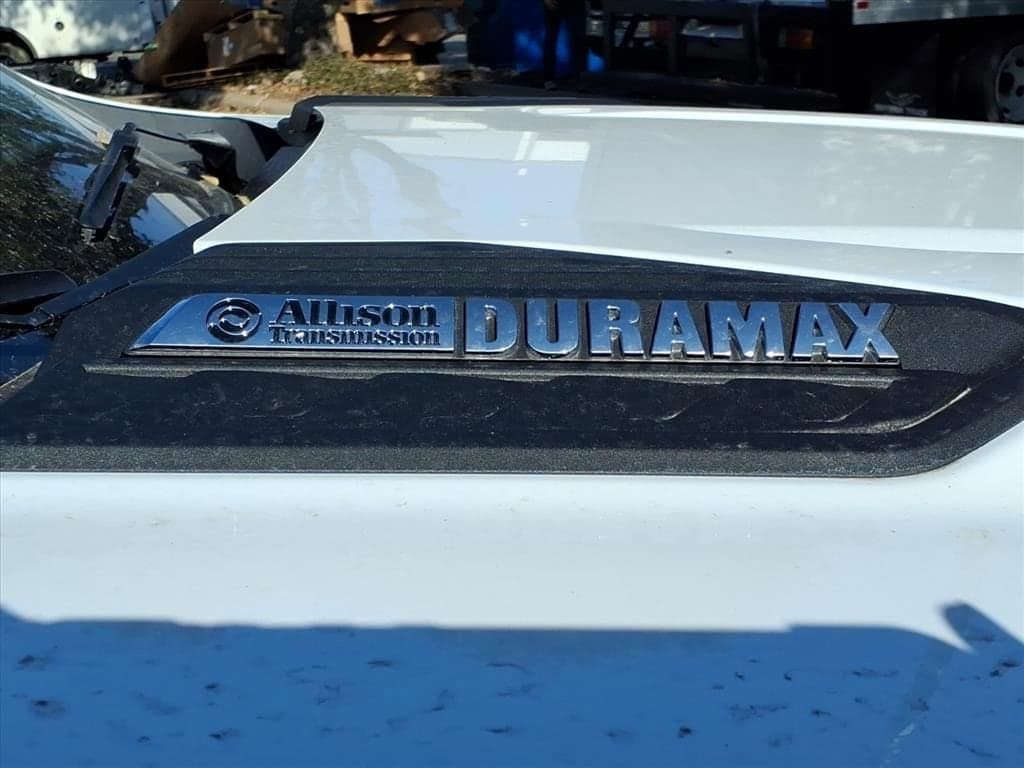 2026 Chevrolet Silverado 3500 HD Chassis Cab - Image 8