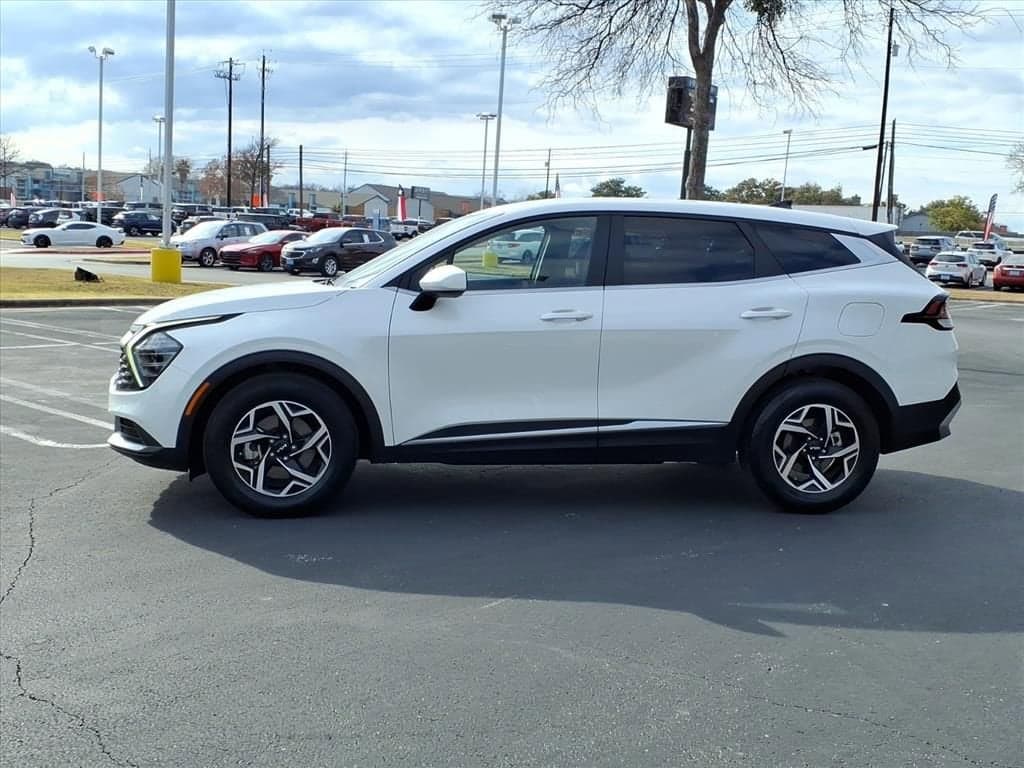 2024 Kia Sportage - Image 5