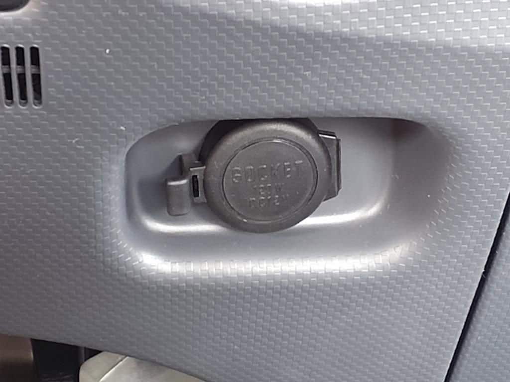 2025 Chevrolet Low Cab Forward 5500 XG - Image 16