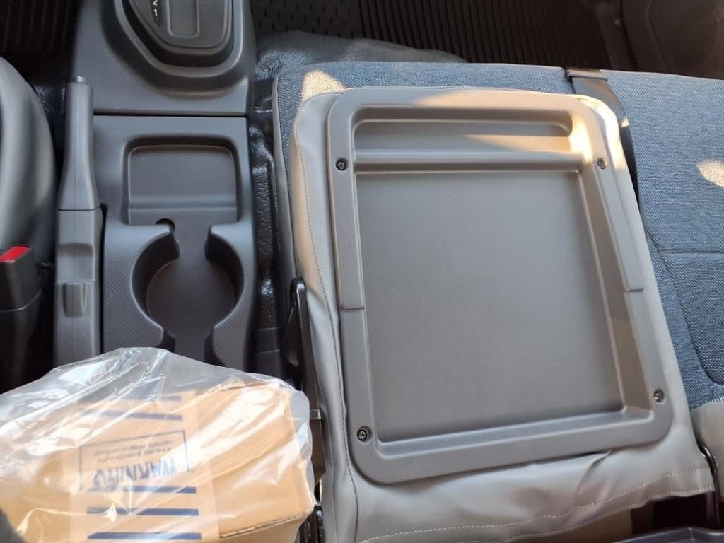 2025 Chevrolet Low Cab Forward 5500 XD - Image 9