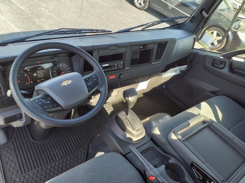 2025 Chevrolet Low Cab Forward 5500 XD - Image 7