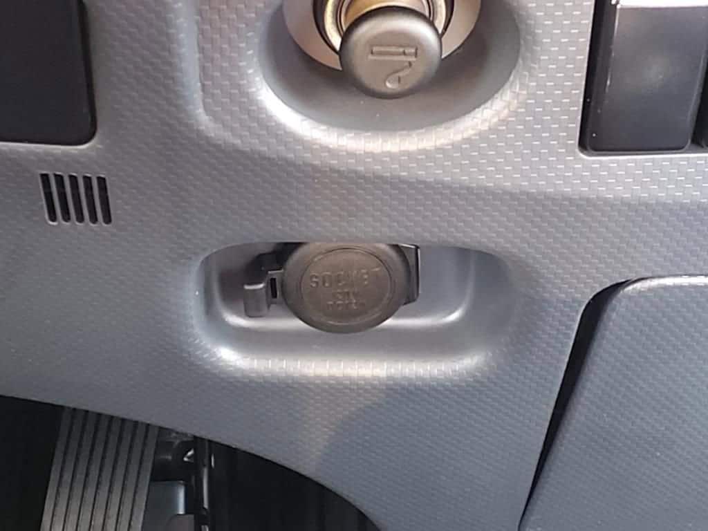 2025 Chevrolet Low Cab Forward 4500 HG - Image 13