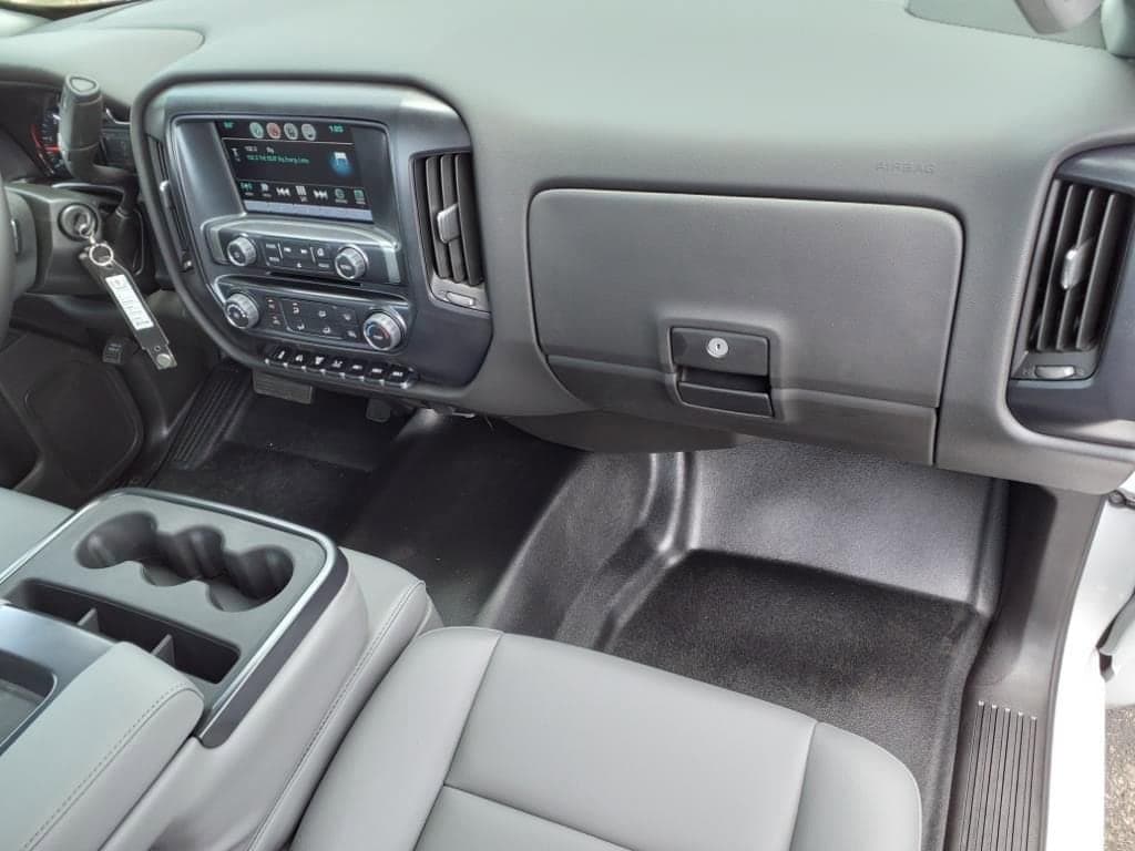 2024 Chevrolet Silverado 6500 HD - Image 8