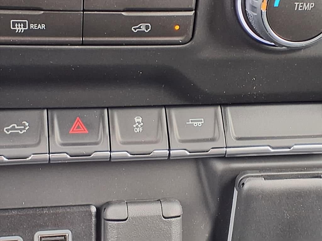 2026 Chevrolet Silverado 1500 - Image 10