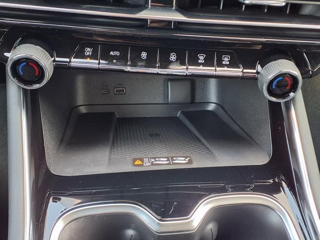 2026 Chevrolet Traverse - Image 16