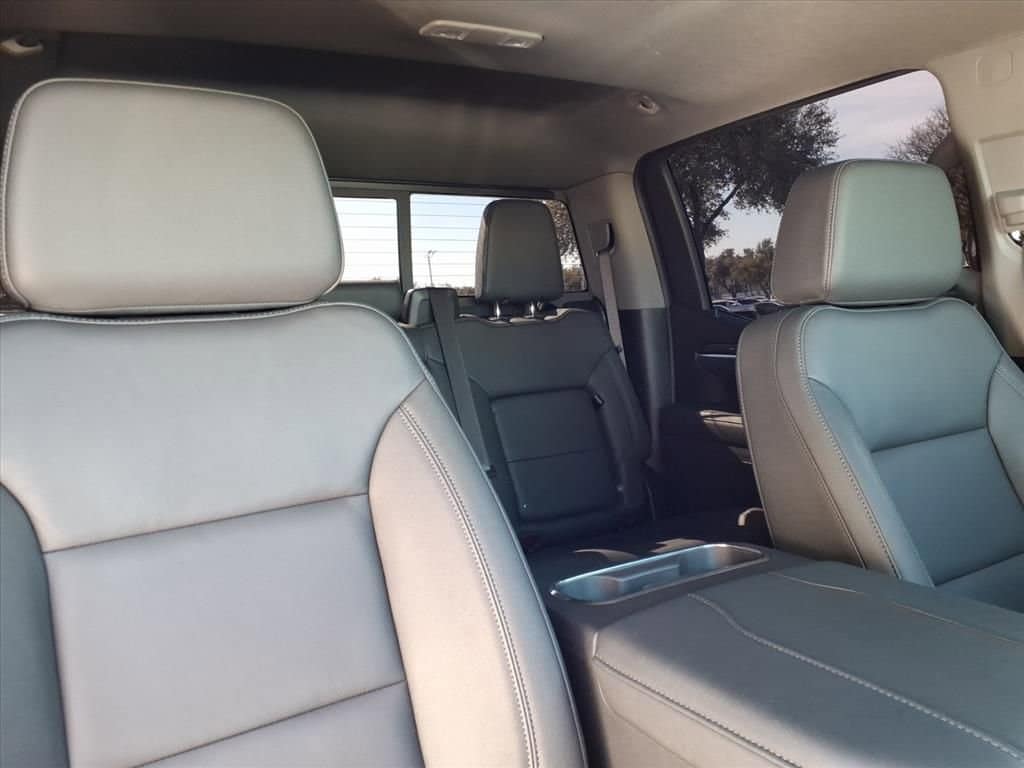 2026 Chevrolet Silverado 1500 - Image 22