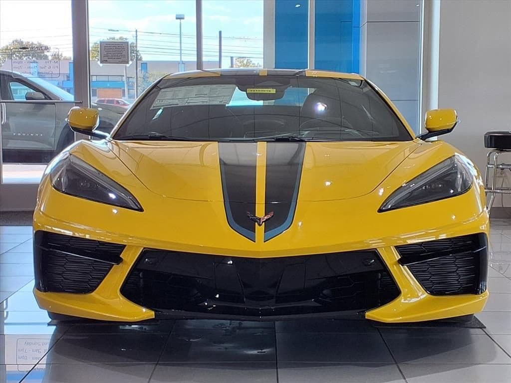 2026 Chevrolet Corvette Stingray - Image 2