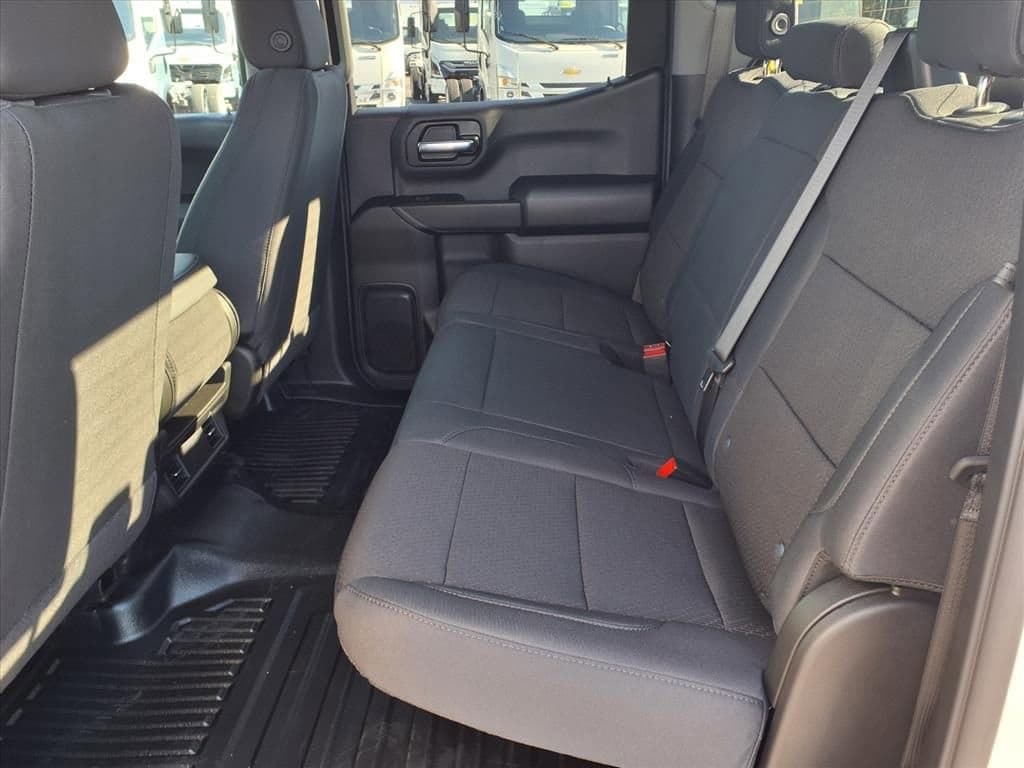 2026 Chevrolet Silverado 1500 - Image 7