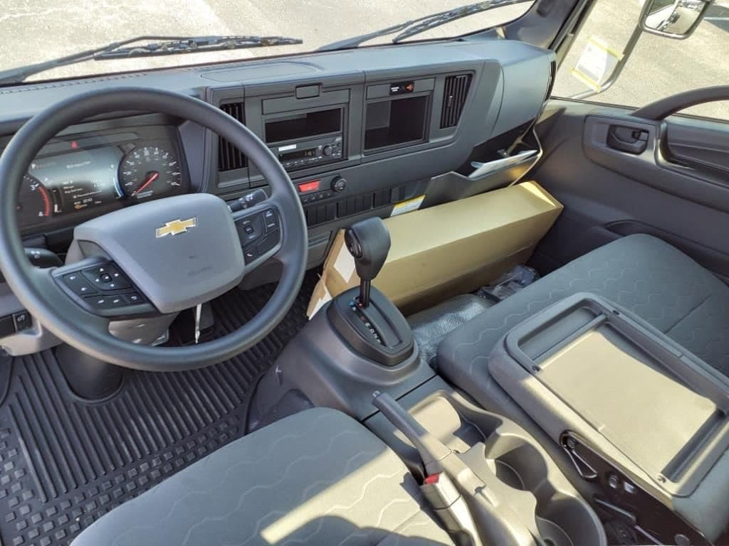 2025 Chevrolet Low Cab Forward 5500 XD - Image 7