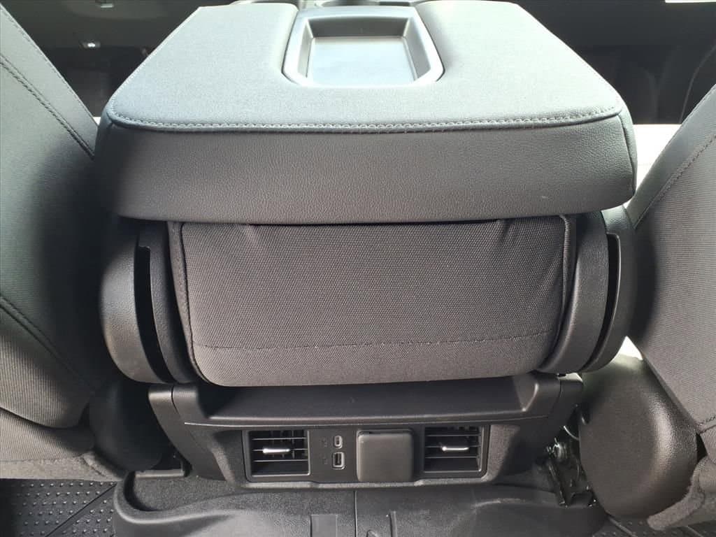 2026 Chevrolet Silverado 1500 - Image 14