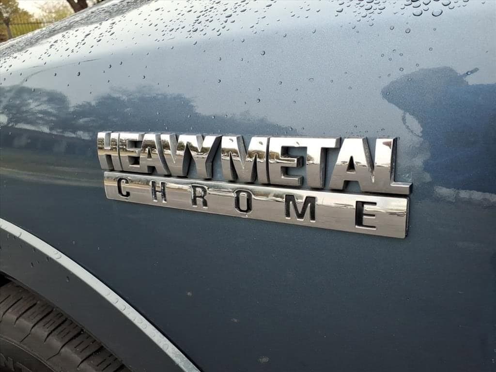 2011 Nissan Titan - Image 5