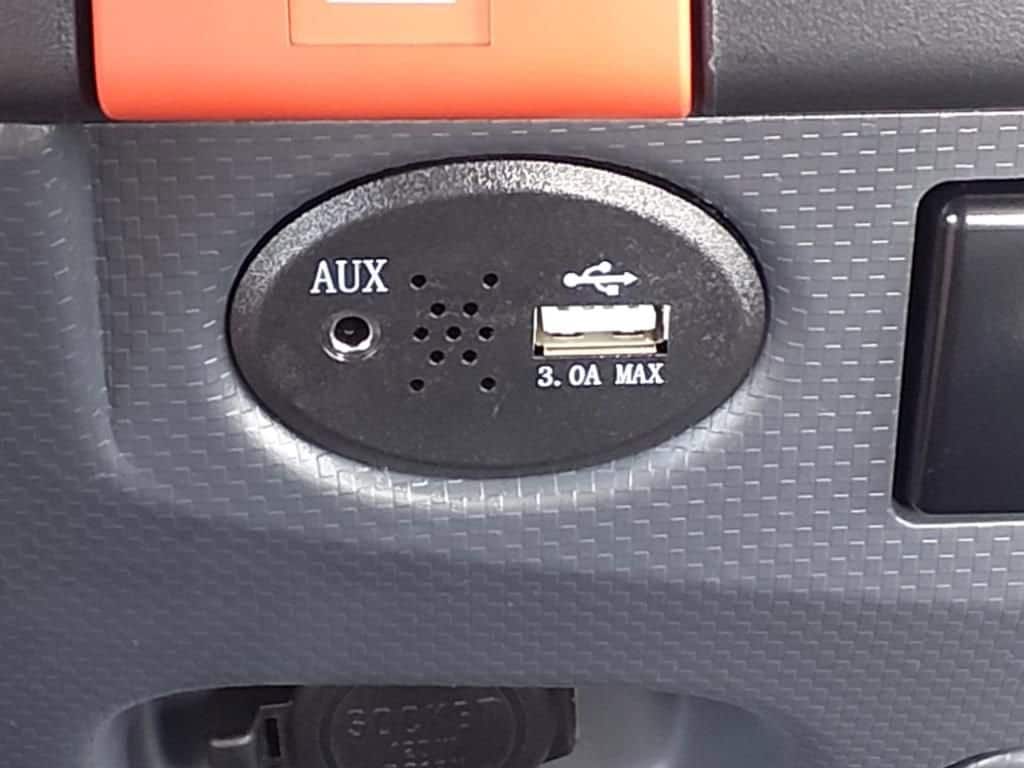 2025 Chevrolet Low Cab Forward 5500 XG - Image 14