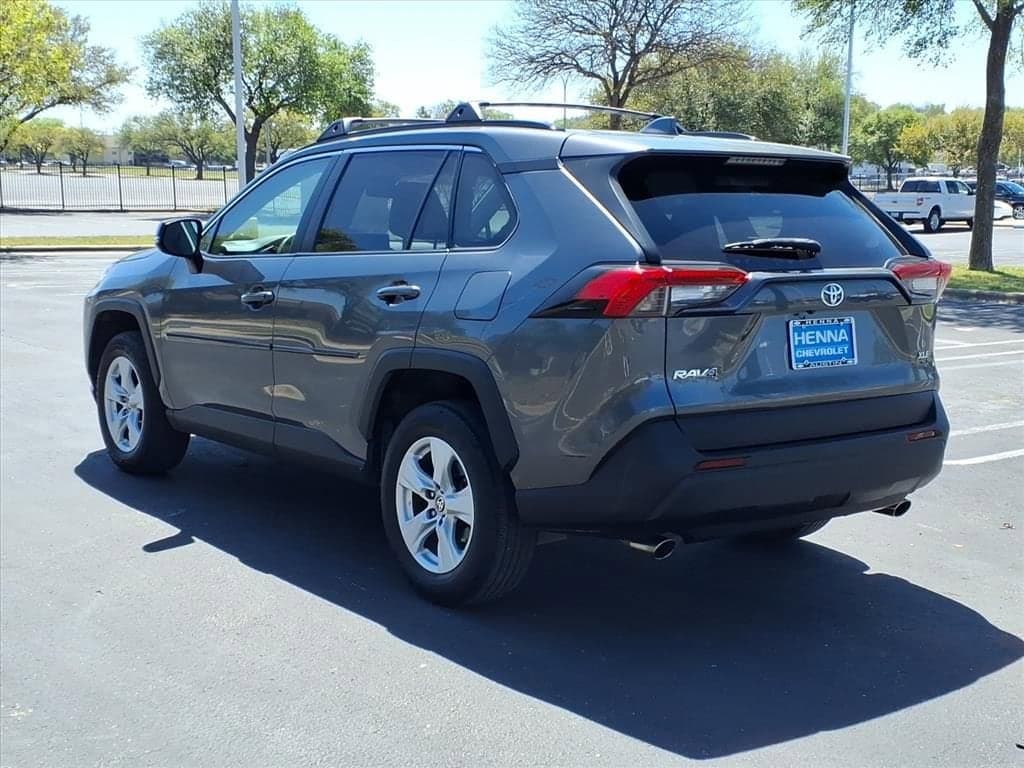 2021 Toyota RAV4 - Image 10