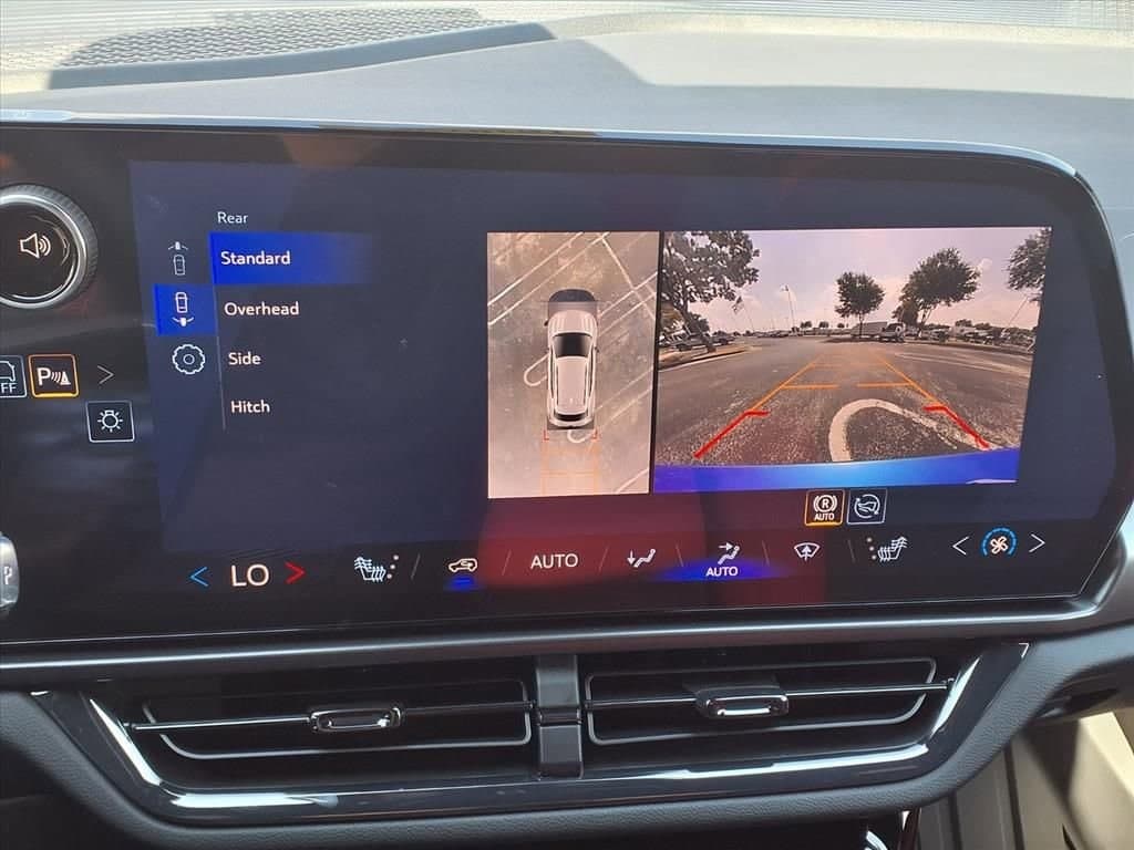 2026 Chevrolet Equinox EV - Image 13