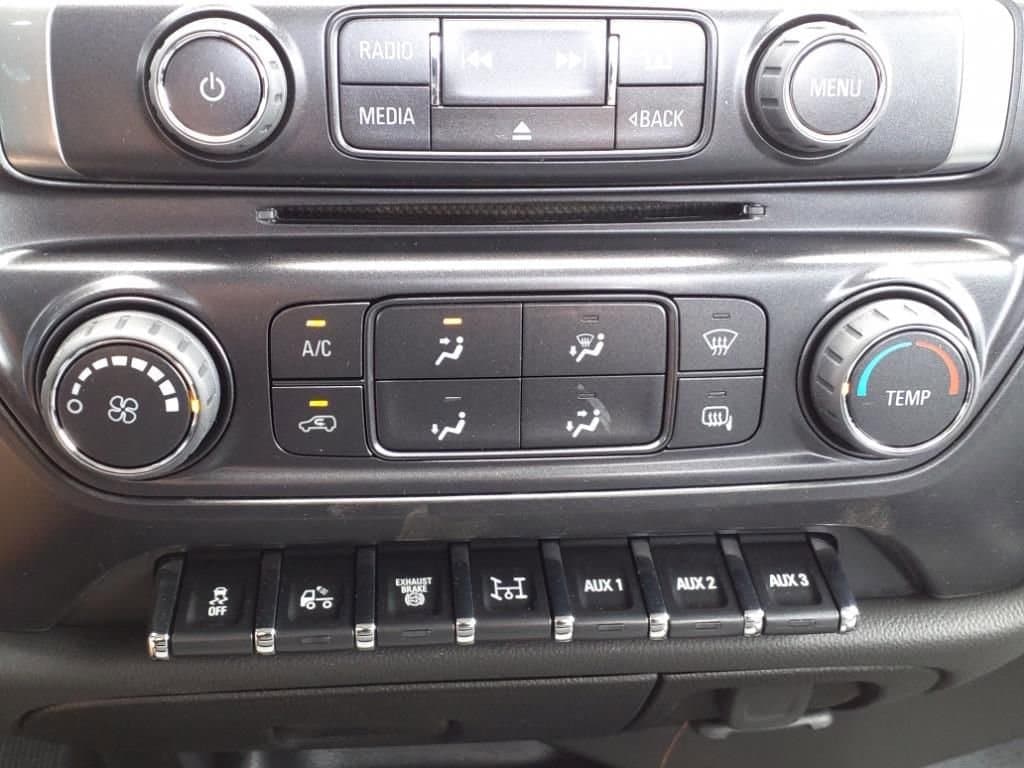 2024 Chevrolet Silverado 6500 HD - Image 15