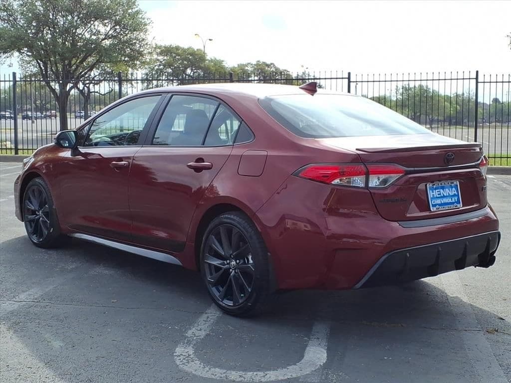 2025 Toyota Corolla - Image 10