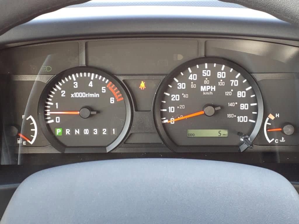 2025 Chevrolet Low Cab Forward 5500 XG - Image 20