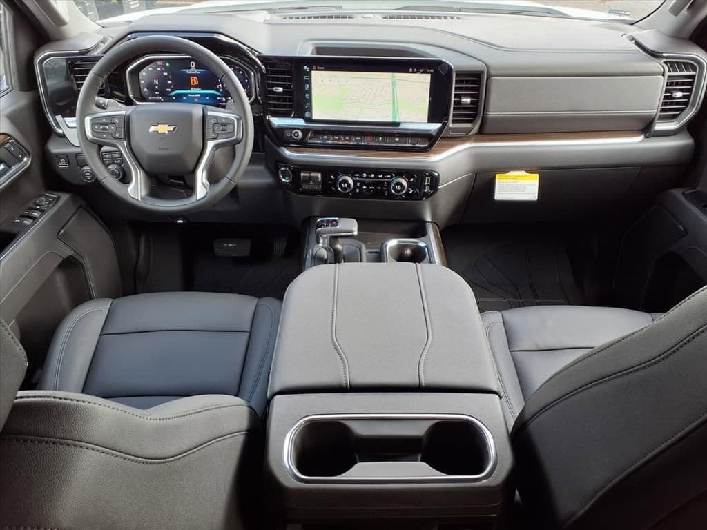 2026 Chevrolet Silverado 1500 - Image 7