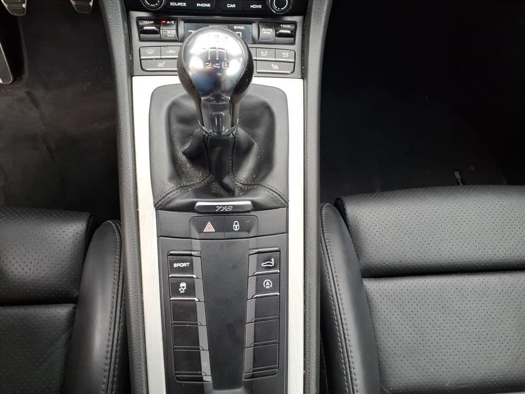 2018 Porsche 718 Cayman - Image 13