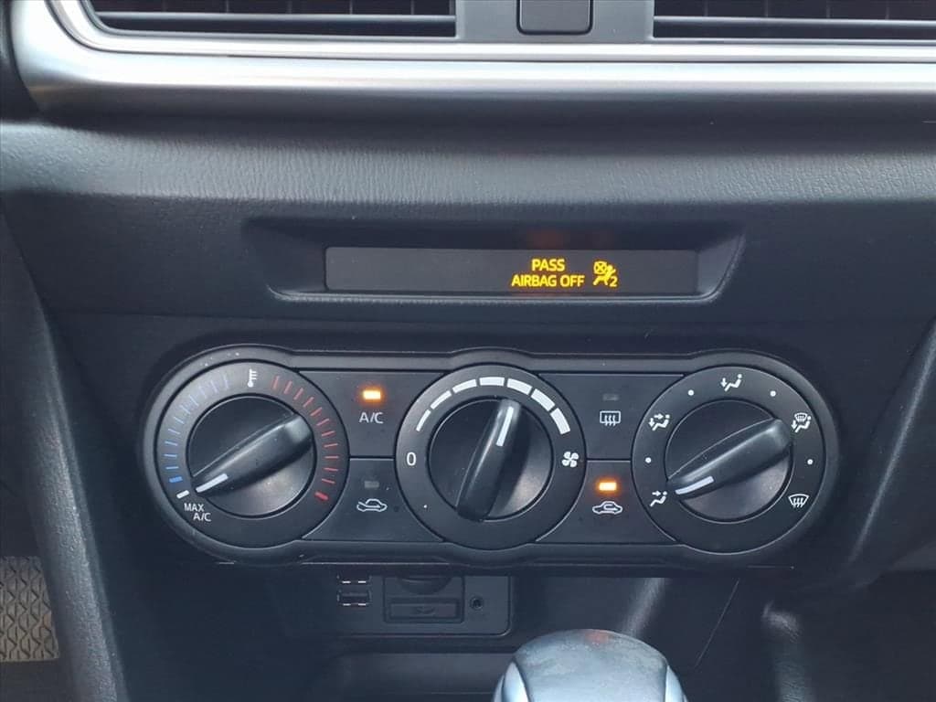 2018 Mazda Mazda3 4-Door - Image 17