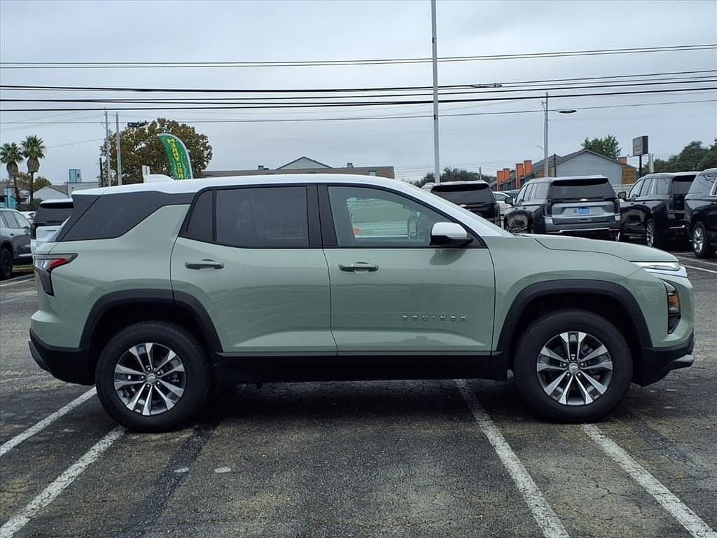 2026 Chevrolet Equinox - Image 3