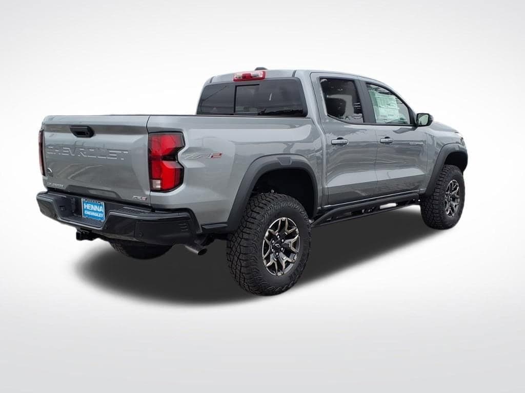 2026 Chevrolet Colorado - Image 3