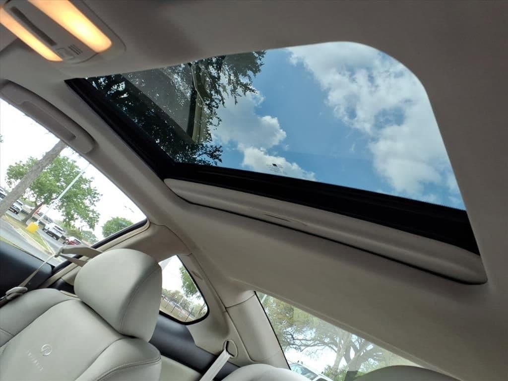 2014 INFINITI Q60 Coupe - Image 17