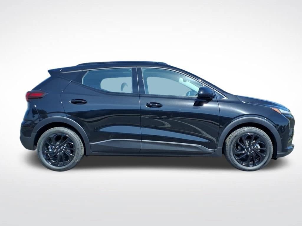 2027 Chevrolet Bolt - Image 5