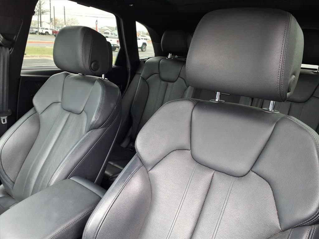 2019 Audi SQ5 - Image 16