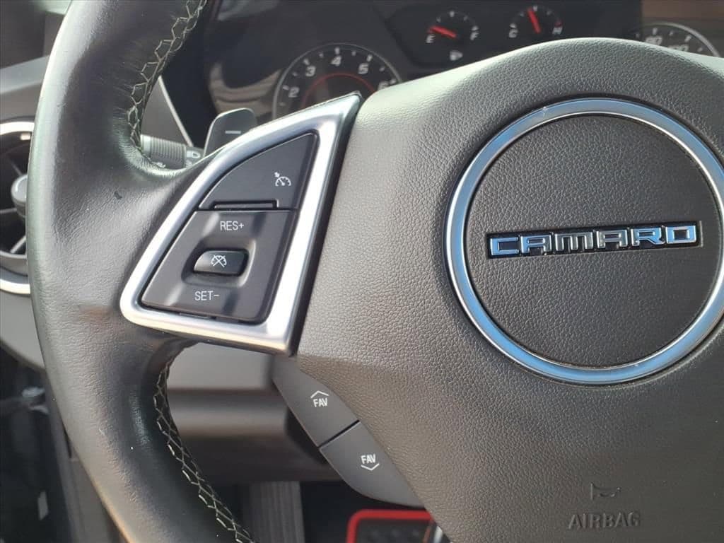 2021 Chevrolet Camaro - Image 27