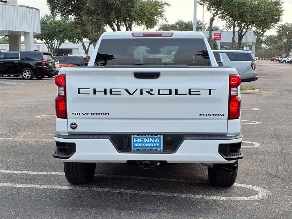 2026 Chevrolet Silverado 1500 - Image 5