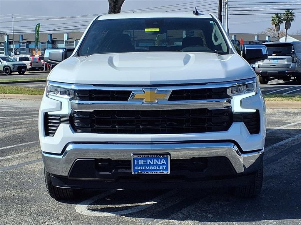 2026 Chevrolet Silverado 1500 - Image 2