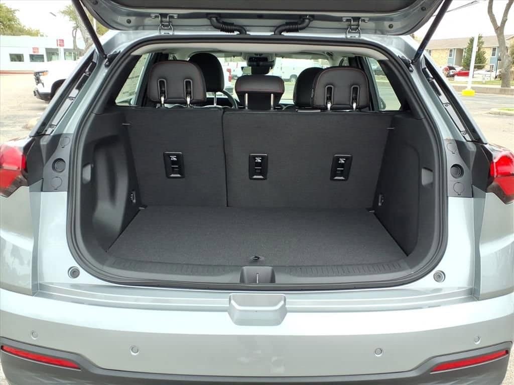 2027 Chevrolet Bolt - Image 8